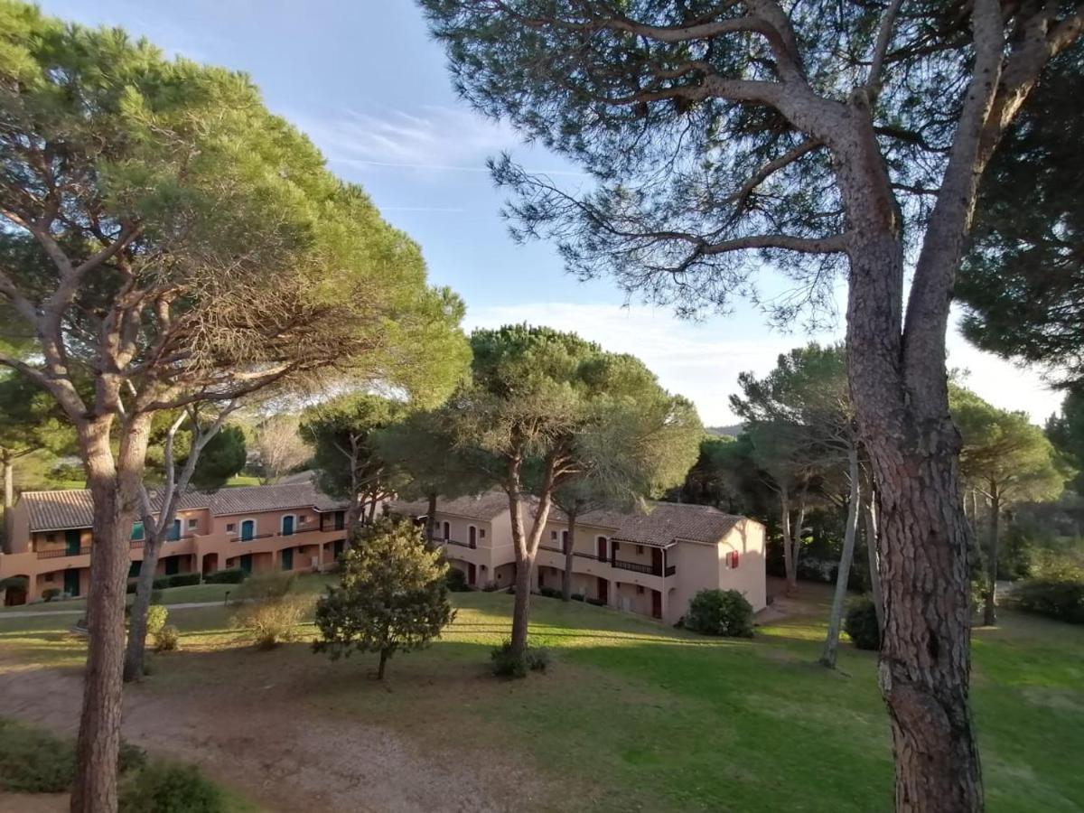 Residences Du Golf Saint-Raphaël Eksteriør bilde
