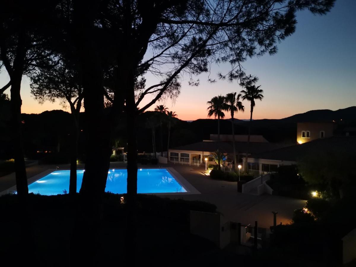 Residences Du Golf Saint-Raphaël Eksteriør bilde