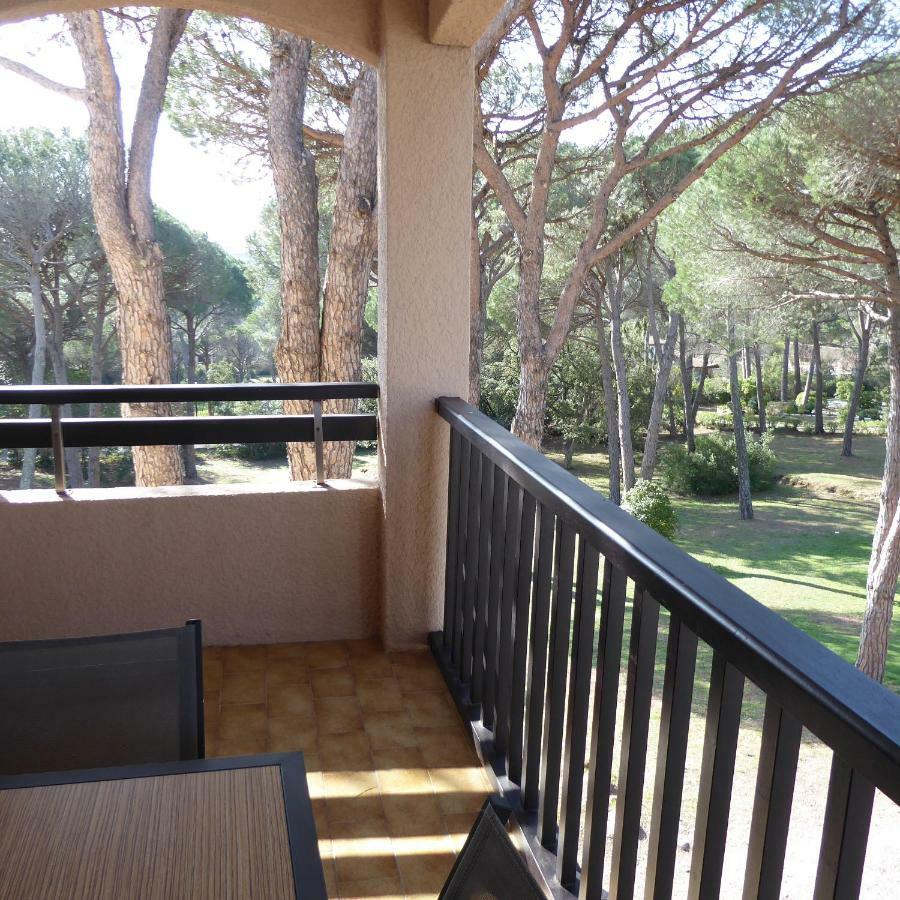 Residences Du Golf Saint-Raphaël Eksteriør bilde