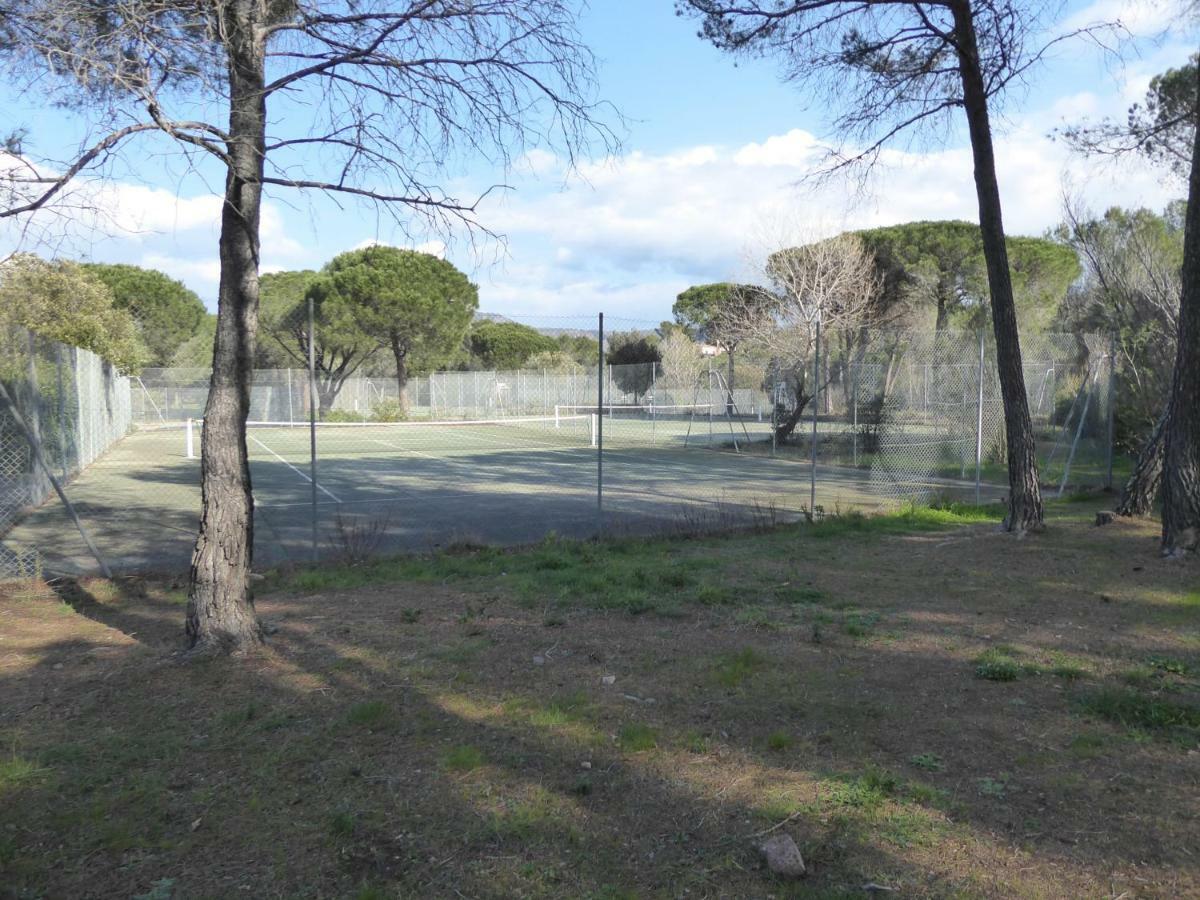 Residences Du Golf Saint-Raphaël Eksteriør bilde